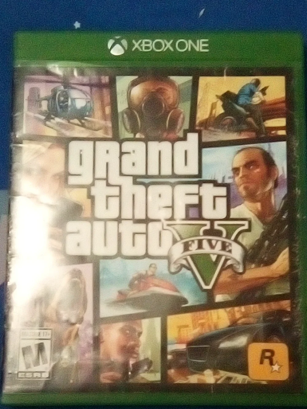 Grand Theft Auto V (Xbox One) – Green Case